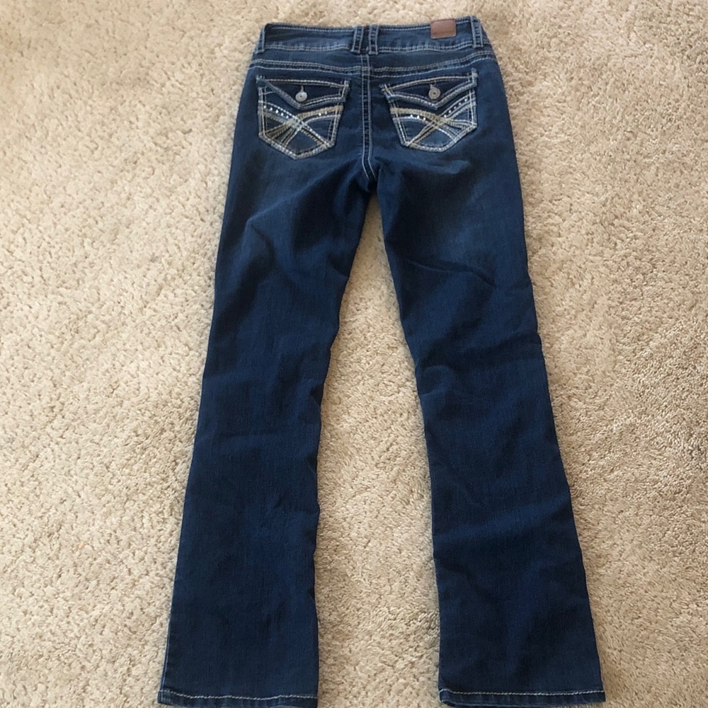 Women’s wallflower bootcut jeans